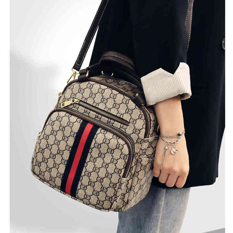 BACKPACK new bag leisure Women's soft leather hand messenger large capacity, Brown red ribbon
BACKPACK new bag leisure Women's soft leather hand messenger large capacity, Brown red ribbon