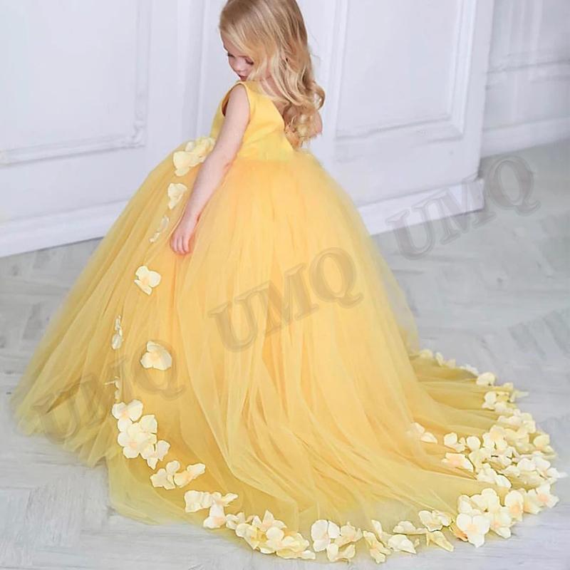 Girl's Dresses Yellow Petal Kids Couture Flower Girl Dress V Neck Birthday Wedding Party Costumes First Comunion Drop, Red;yellow
Girl's Dresses Yellow Petal Kids Couture Flower Girl Dress V Neck Birthday Wedding Party Costumes First Comunion Drop, Red;yellow