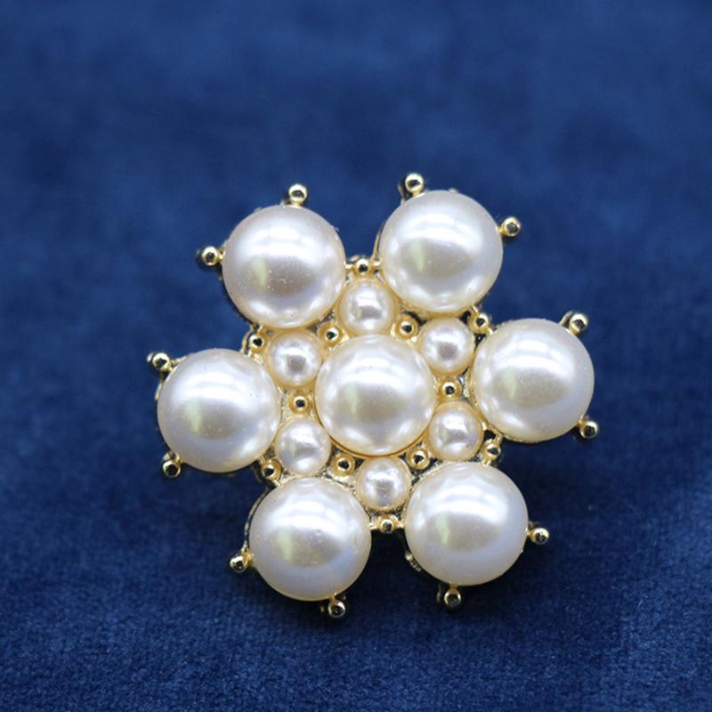 Pins, Brooches BONJEAN Silk Pearl Scarf Jewelry Accessories Shawl Scarves Buckle Luxurious Simple Women Girl Party Gifts 2021
Pins, Brooches BONJEAN Silk Pearl Scarf Jewelry Accessories Shawl Scarves Buckle Luxurious Simple Women Girl Party Gifts 2021