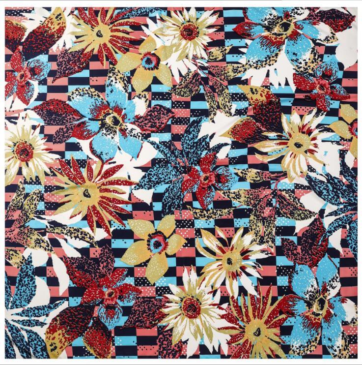 Scarves Silk Scarf Multicolor Sunflower Design Print Kerchief Women Neck Shawl Wraps Echarpe 130cm
Scarves Silk Scarf Multicolor Sunflower Design Print Kerchief Women Neck Shawl Wraps Echarpe 130cm
