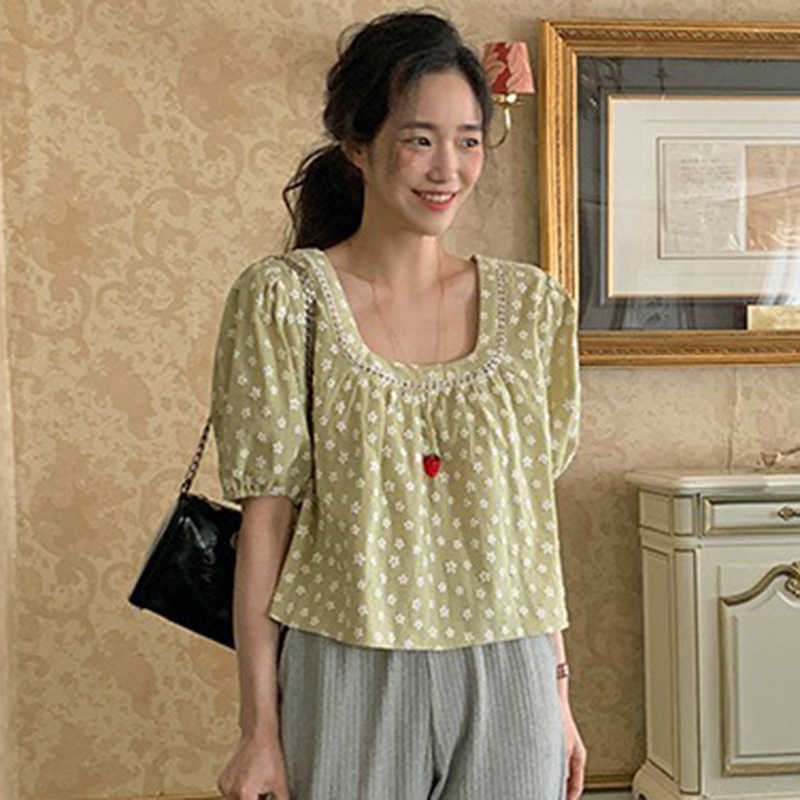 Korejpaa Women Shirt Summer Korean Chic Fresh Square Collar Hollow Stitching Embroidery Flowers Short Puff Sleeve Blouses 210526