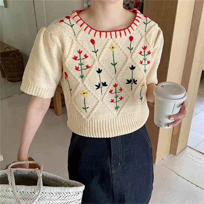 Korejpaa Women T-Shirt Summer Korean Chic Sweet Strawberry Cream Hand-Crocheted Round Neck Puff Sleeve Knitted Pullovers 210526