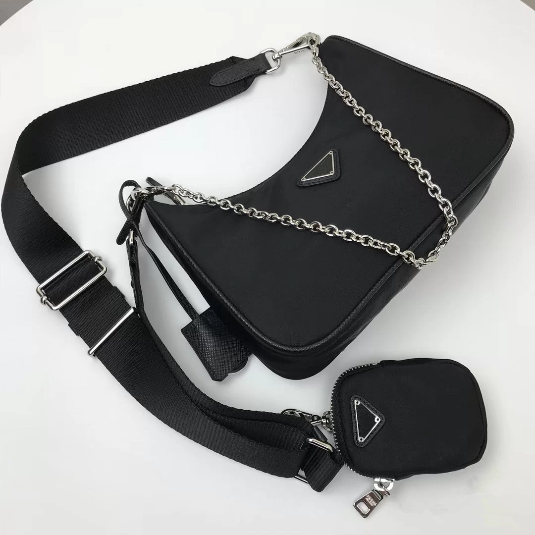 7A quality 3piece nylon bag triangle Re-Edition 2005 2000 handbag Womens Mens purse crossbody shoulder tote clutch chain Luxury Designers, 1-black
7A quality 3piece nylon bag triangle Re-Edition 2005 2000 handbag Womens Mens purse crossbody shoulder tote clutch chain Luxury Designers, 1-black