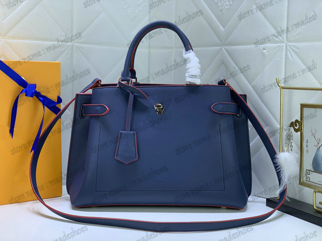 LOCKME DAY Tote Women Designer Vintage Shoulder Bag Luxurys Turn Lock keybell CrossBody Designers Busniess on the go Handle Bags
LOCKME DAY Tote Women Designer Vintage Shoulder Bag Luxurys Turn Lock keybell CrossBody Designers Busniess on the go Handle Bags
