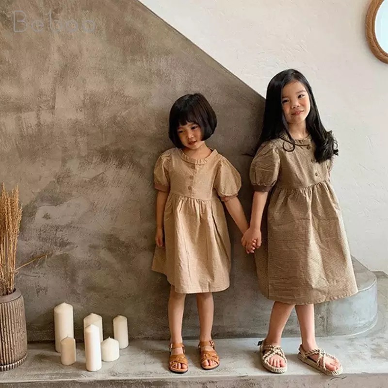 INS Korean Australia Quality Kids Girls Dress Short Puff Sleeve Front Buttons Plaid Organic Cotton Child Princess Dresses, Mixed colors or remarks
INS Korean Australia Quality Kids Girls Dress Short Puff Sleeve Front Buttons Plaid Organic Cotton Child Princess Dresses, Mixed colors or remarks