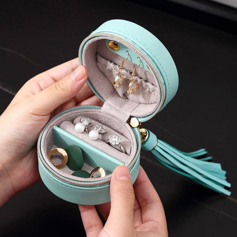 Tassel Pu Leather Jewelry Box Princess Korean Simple Small Necklace Earrings Organizer Round Shape Storage Cosmetic Bags & Cases, As show
Tassel Pu Leather Jewelry Box Princess Korean Simple Small Necklace Earrings Organizer Round Shape Storage Cosmetic Bags & Cases, As show