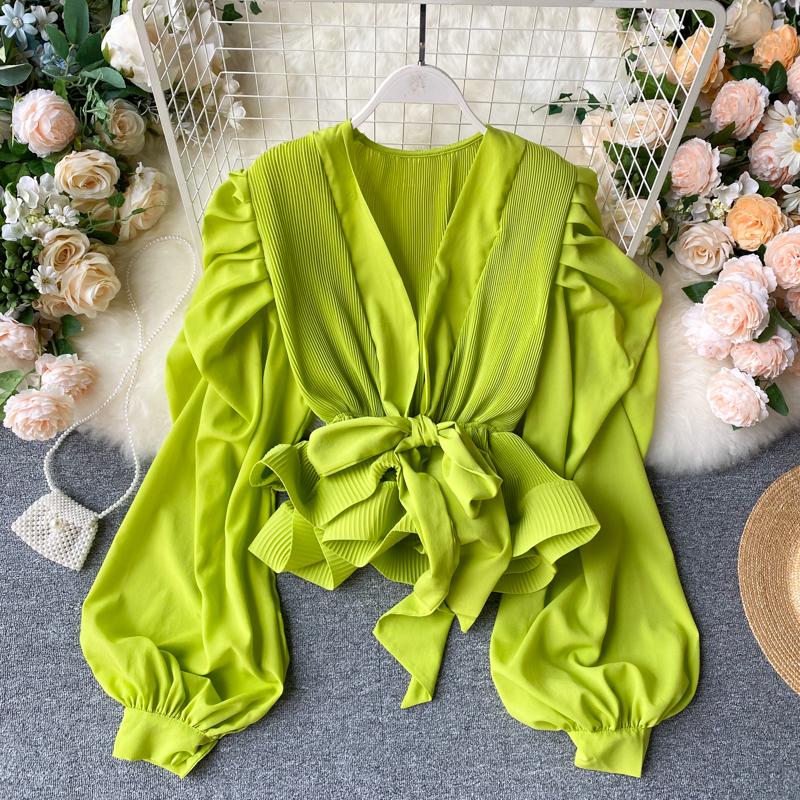 Women's Blouses & Shirts 2021 Autumn Female Deep V Collar Puff Long Sleeve Lace-Up Bow Ruffles Chiffon Elegant Vintage Blouse Chic Top, Black
Women's Blouses & Shirts 2021 Autumn Female Deep V Collar Puff Long Sleeve Lace-Up Bow Ruffles Chiffon Elegant Vintage Blouse Chic Top, Black
