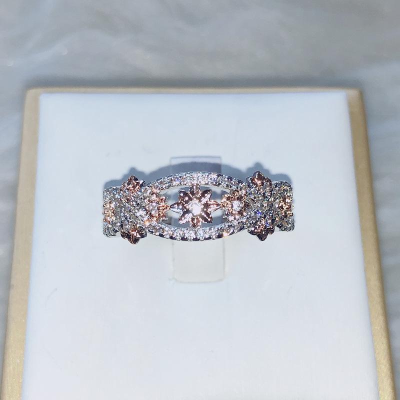 Cluster Rings Vintage Rose Gold Two-Tone Flower Ring Fashion Simple Women's Birthday Gift
Cluster Rings Vintage Rose Gold Two-Tone Flower Ring Fashion Simple Women's Birthday Gift