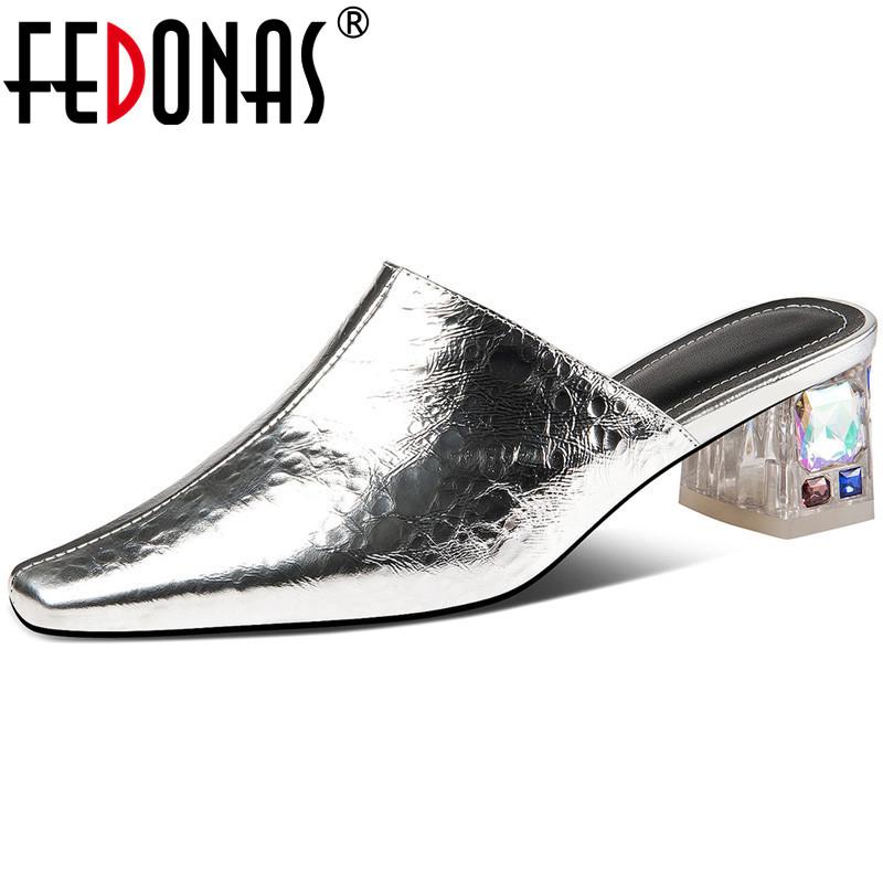 Top Quality Women Mules Shoes Rhinestone High Heels Sandals For 2021 Summer Est Night Club Patry Slipper, Black
Top Quality Women Mules Shoes Rhinestone High Heels Sandals For 2021 Summer Est Night Club Patry Slipper, Black