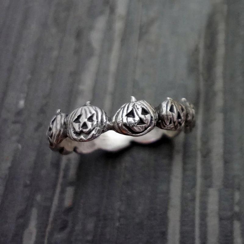 Bangle Gothic Retro Halloween Pumpkin Head Ring Fashion Punk Silver Color Jewelry Gift Creative Men Women Party Accessories
Bangle Gothic Retro Halloween Pumpkin Head Ring Fashion Punk Silver Color Jewelry Gift Creative Men Women Party Accessories