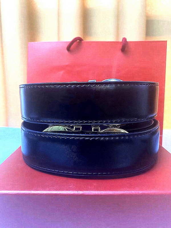 Mens Woman Belt Casual Smooth Buckle Belts 4 Style Optional Width 3.4cm High Quality with Box, Black
Mens Woman Belt Casual Smooth Buckle Belts 4 Style Optional Width 3.4cm High Quality with Box, Black