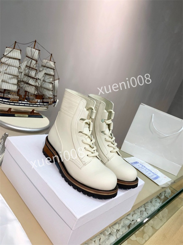 women Luxurys Designers tall Ankle Boots 35-41 booties red bottom Booty thin heels chunky pony pointed toes Velvet leather winter fashion rx211022, 01
women Luxurys Designers tall Ankle Boots 35-41 booties red bottom Booty thin heels chunky pony pointed toes Velvet leather winter fashion rx211022, 01
