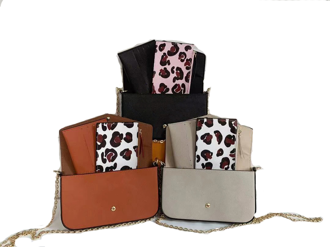 High Quality Luxurys Designers Bags Handbag Purses Woman Fashion Clutch Purse By The Pool Multi Pochette Felicie Chain Bag With Box DustBag #8888, Freight subsidy
High Quality Luxurys Designers Bags Handbag Purses Woman Fashion Clutch Purse By The Pool Multi Pochette Felicie Chain Bag With Box DustBag #8888, Freight subsidy