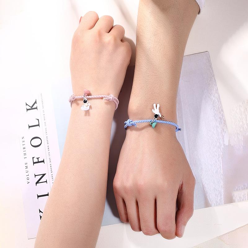 Charm Bracelets 2pcs Lover Bracelt Adjustable Multicolor Magnet Bracelet Couple Paired Astronaut Valentines Day Braslet Friend Brazalete
Charm Bracelets 2pcs Lover Bracelt Adjustable Multicolor Magnet Bracelet Couple Paired Astronaut Valentines Day Braslet Friend Brazalete