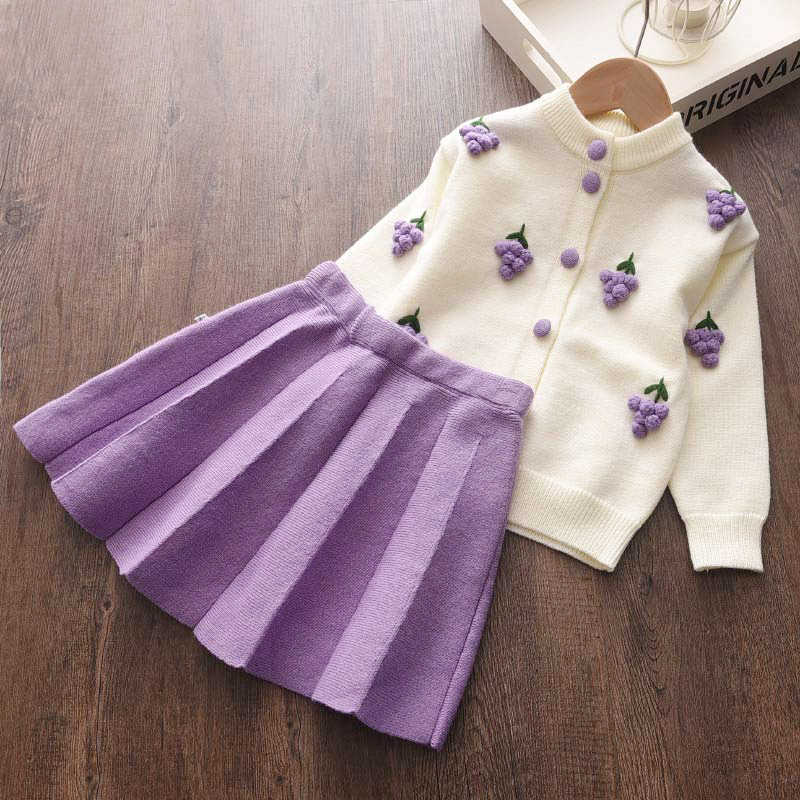 Bear Leader Girls Casual Clothing Sets Autumn Brand Geometric Pattern Sweater Top Suspender Skirt Fashion Outfits 2-7 Y 210708, Ah941 pink
Bear Leader Girls Casual Clothing Sets Autumn Brand Geometric Pattern Sweater Top Suspender Skirt Fashion Outfits 2-7 Y 210708, Ah941 pink
