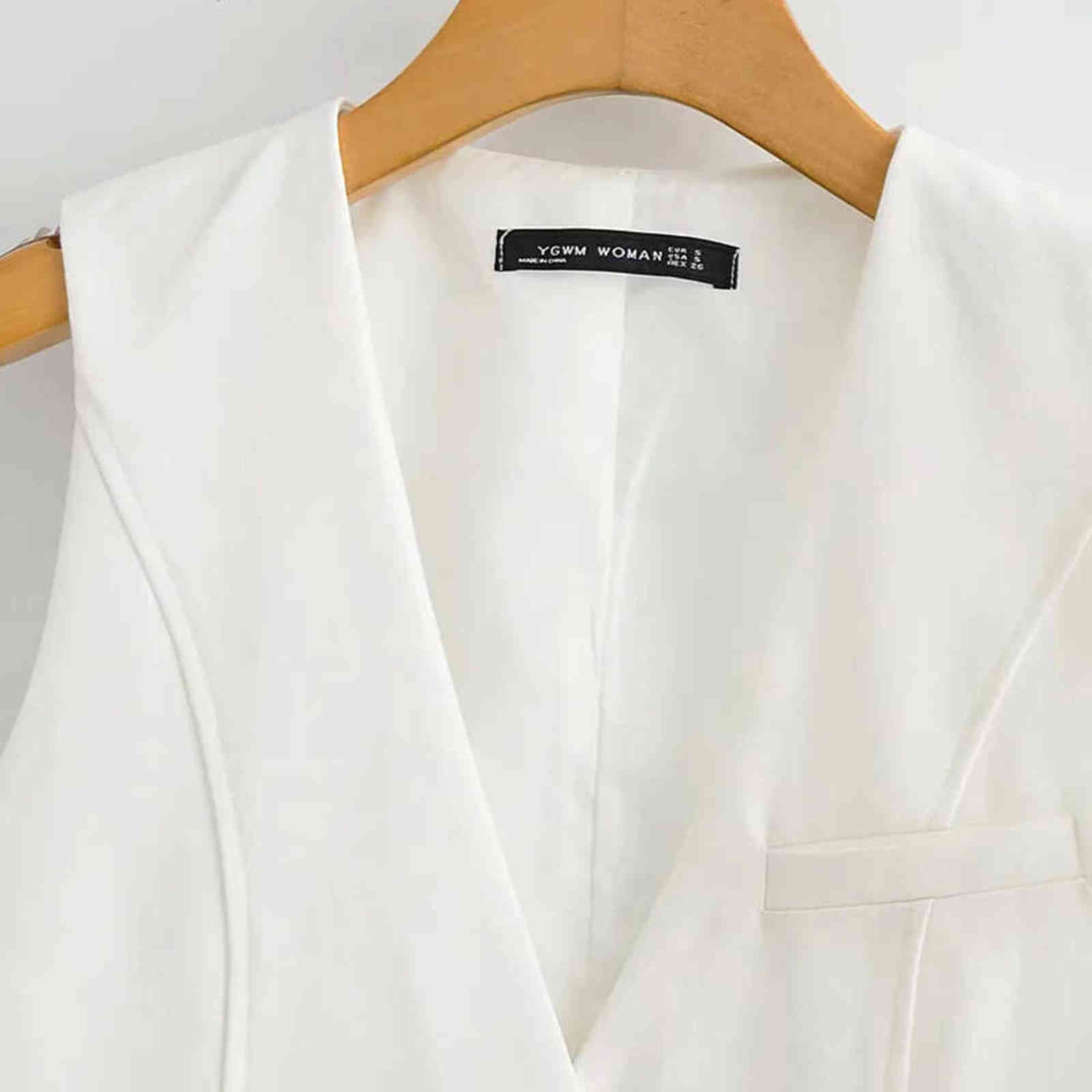 XEASY Women Elegant White Streetwear Sleeveless Short Vest Female Vintage Slim V-Neck Single-breasted Casual Waistcoat 211120