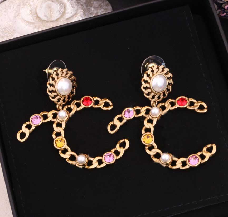 2021 Classic colorful Pearl charm Dangle Drop Earrings Stud Luxury Designer jewelry Bijoux For Lady Famous Wedding Party With Box PS4912