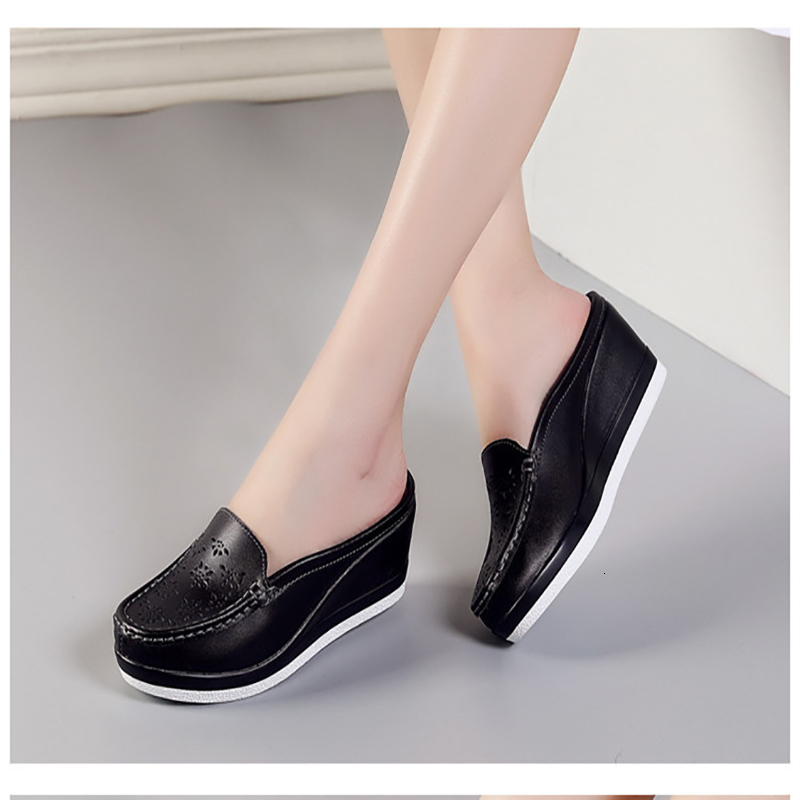 slippers classic genuine leather summer platform shoes women print creepers casual breathable flat wedges shoe woman slides shoes, Black
slippers classic genuine leather summer platform shoes women print creepers casual breathable flat wedges shoe woman slides shoes, Black