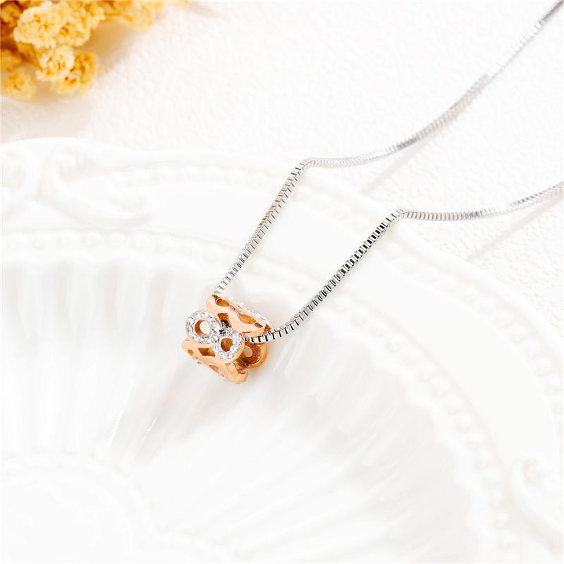 Chains Rose Gold-plated Women's Necklace Fashion Diamond 8-shaped Clavicle Chain Pendant
Chains Rose Gold-plated Women's Necklace Fashion Diamond 8-shaped Clavicle Chain Pendant
