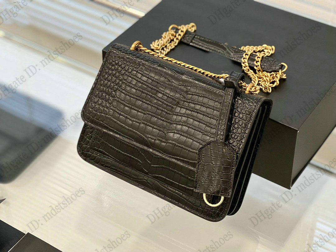 Sunset Croc-effect Shoulder Bag Womens Crocodile Embossed Leather Tote Shopping Designer Vintage Bags Handbag M45685
Sunset Croc-effect Shoulder Bag Womens Crocodile Embossed Leather Tote Shopping Designer Vintage Bags Handbag M45685