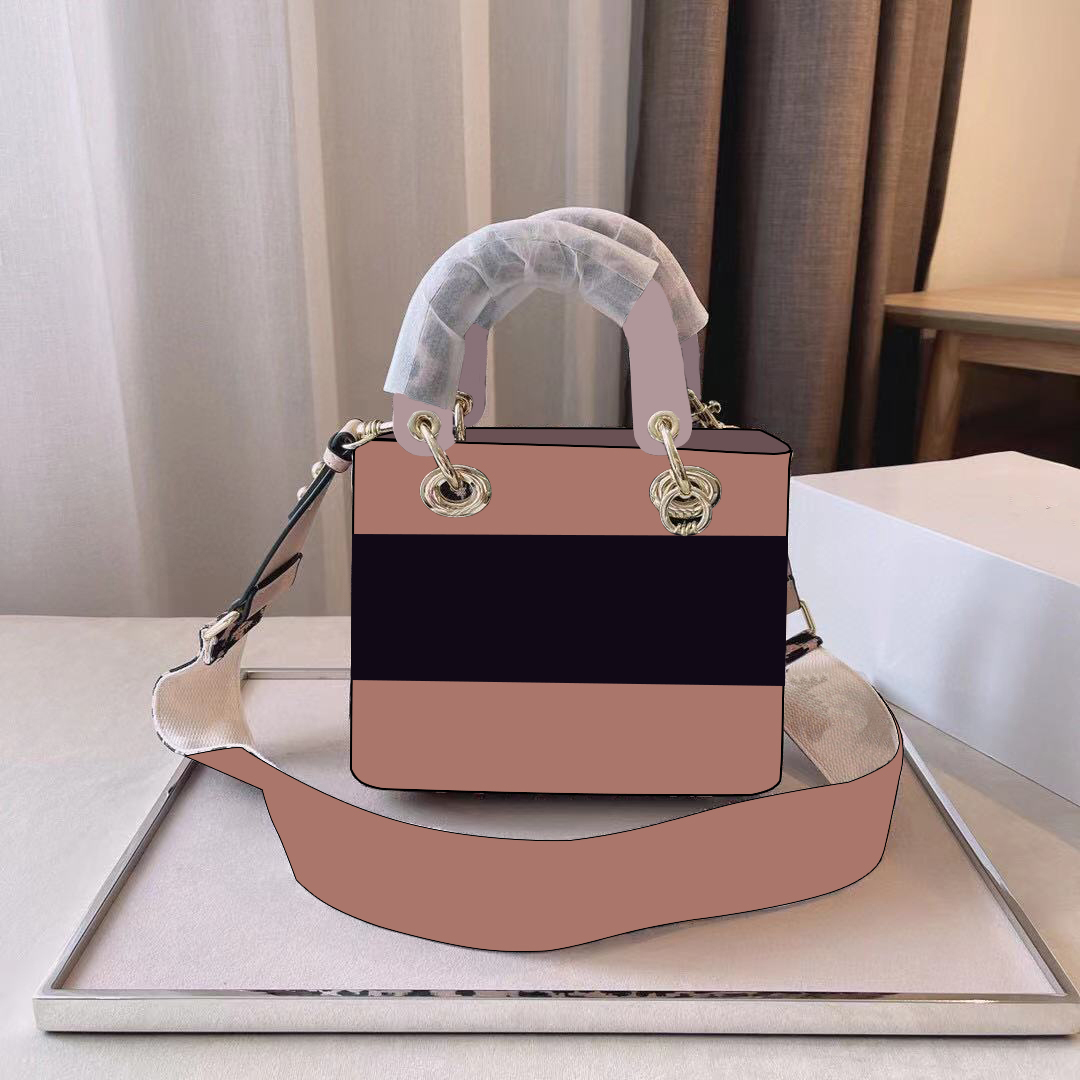 21FW luxury totes shopping bags designer handbag women's classic letter print with wide shoulder strap messenger bag fashion women wallet high quality cross bady
21FW luxury totes shopping bags designer handbag women's classic letter print with wide shoulder strap messenger bag fashion women wallet high quality cross bady