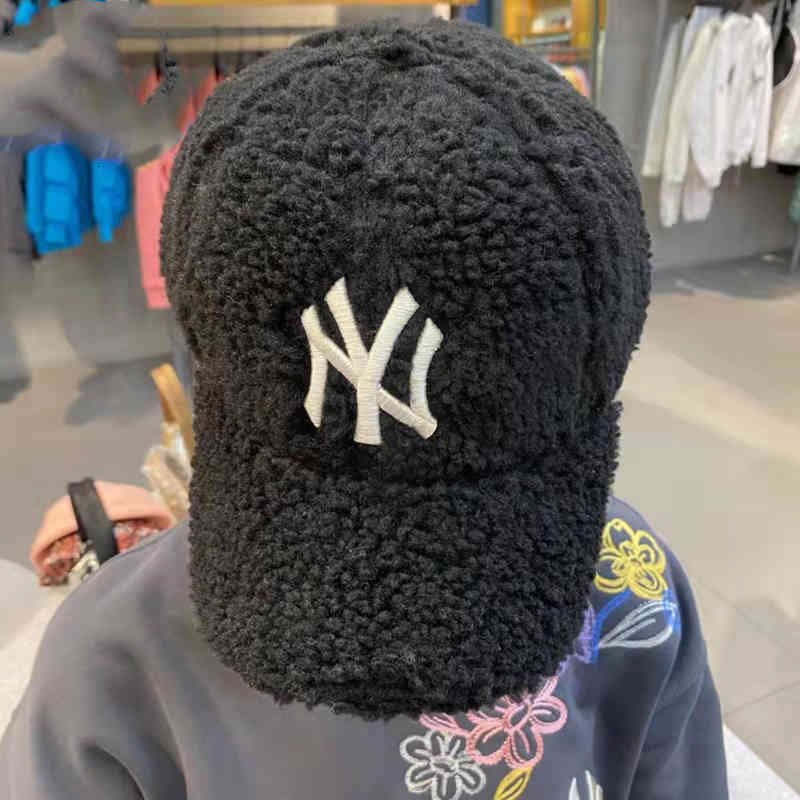 Quality Korean Lamb Wool Cap Children's Men's Baseball Trendy Duck Tongue Brown Traceless