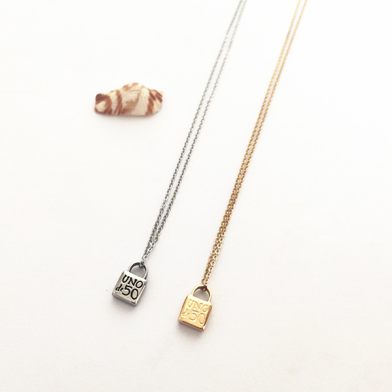 Fashion Women Silver Color Gold Stainless Steel Round Lock Key Black Oil UNO de50 O Chain Pendants Neckalce Jewelry
Fashion Women Silver Color Gold Stainless Steel Round Lock Key Black Oil UNO de50 O Chain Pendants Neckalce Jewelry