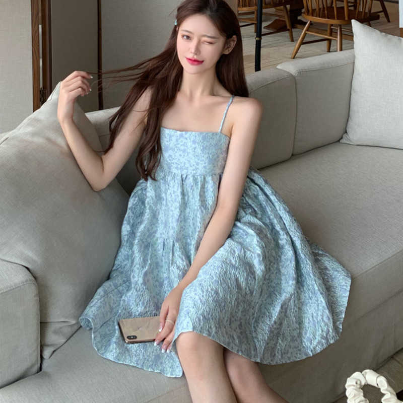 WOMENGAGA French Floral Dot Mini Sexy Dres's Spring Summer Tops Suspender Tank Vest Korea Women G6K9 210603, Swan black
WOMENGAGA French Floral Dot Mini Sexy Dres's Spring Summer Tops Suspender Tank Vest Korea Women G6K9 210603, Swan black