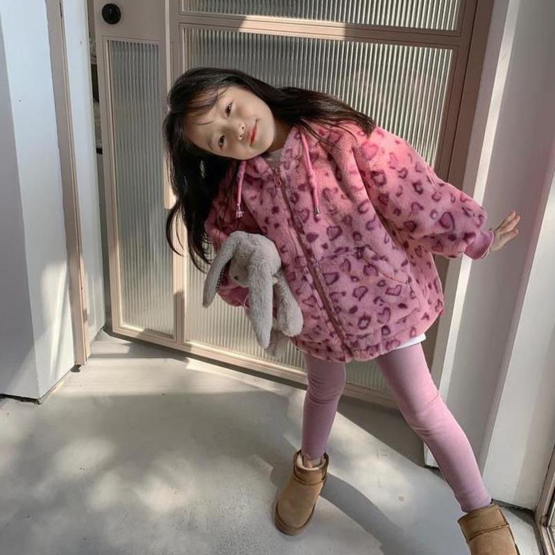 Jackets Autumn Little Girls Clothing Pink Teddy Bear Jacket Leopard Fur Girl Outerwear Coats Korean Baby Clothes, Blue;gray
Jackets Autumn Little Girls Clothing Pink Teddy Bear Jacket Leopard Fur Girl Outerwear Coats Korean Baby Clothes, Blue;gray
