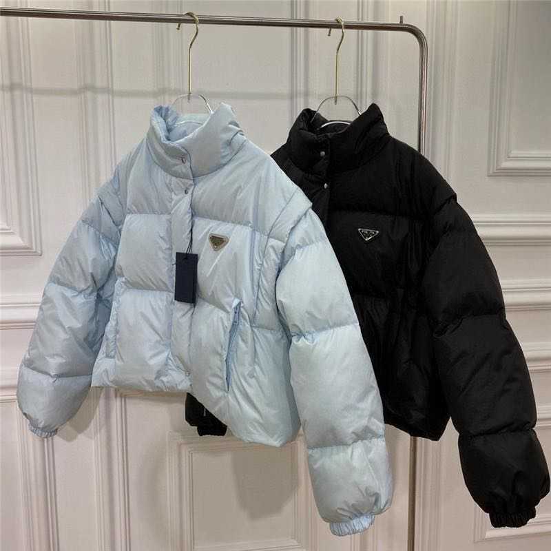 Top quality designer women' down jacket fashion short detachable vest thick and fluffy to keep warm, Customize
Top quality designer women' down jacket fashion short detachable vest thick and fluffy to keep warm, Customize