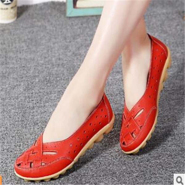 Large size 36-44 bird's nest hole shoes flat women sandals summer single shoe peas leather casual women's middle mother
Large size 36-44 bird's nest hole shoes flat women sandals summer single shoe peas leather casual women's middle mother