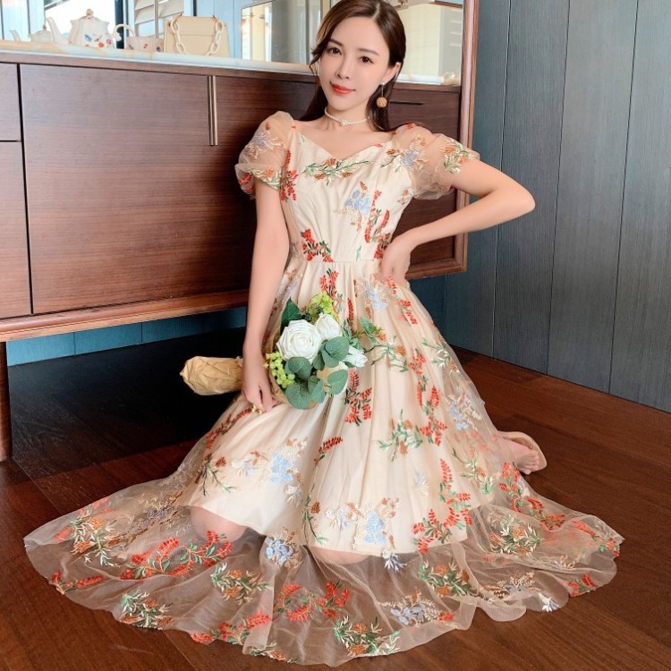 Runway Desinger Women Party Long Dress Elegant Sweet Floral Embroidery Mesh V Neck Retro Midi Vestidos 210519