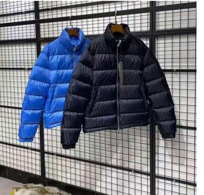 Men Down Jacket Letter Appliques Designer Winter Warm Double Zipper Outwear Gentlemen Stand Collar Parkas Blue Black, Not sell 
Men Down Jacket Letter Appliques Designer Winter Warm Double Zipper Outwear Gentlemen Stand Collar Parkas Blue Black, Not sell