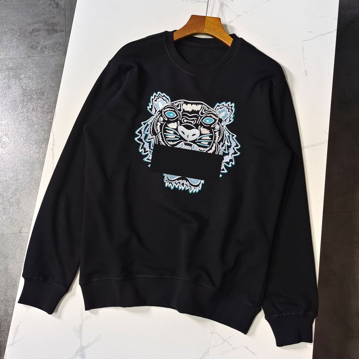 Autumn Winter Mens KO Bandana Hoodies American Unisex Skateboard designer Hooded Women Men Casual hoodie good mans embroidery Sweatshirts, I need look other product
Autumn Winter Mens KO Bandana Hoodies American Unisex Skateboard designer Hooded Women Men Casual hoodie good mans embroidery Sweatshirts, I need look other product