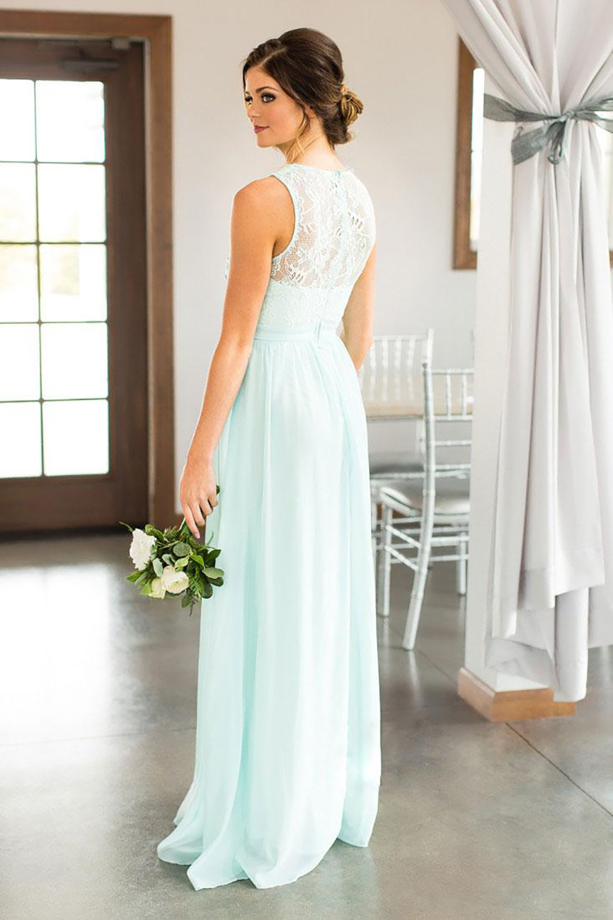 2021 Mint Green Lace Country Bridesmaids Dresses Long Sheer Jewel Neck Chiffon Wedding Guest Dress Floor Length Cheap Maid Of Honor Gowns