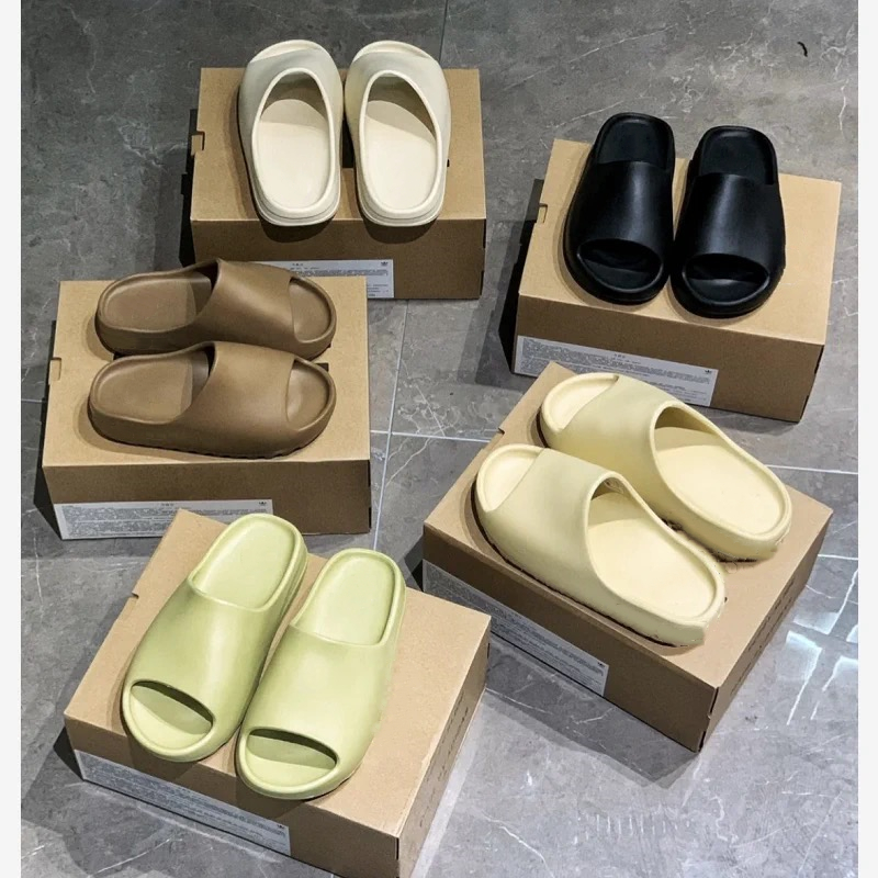 2021 Slides Slippers Sandals men women Desert Sand Earth Brown Bone White Pure Core Enflame Orange Resin Foam Runner Slide outdoor Slipper size 35-47, Box
2021 Slides Slippers Sandals men women Desert Sand Earth Brown Bone White Pure Core Enflame Orange Resin Foam Runner Slide outdoor Slipper size 35-47, Box