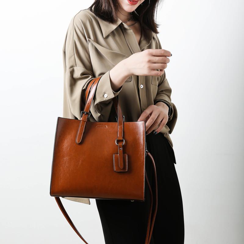 Evening Bags YILIAN Cross-body Bag Women Leather 2021 One-shoulder European And American Large Capacity Multi-functional
Evening Bags YILIAN Cross-body Bag Women Leather 2021 One-shoulder European And American Large Capacity Multi-functional