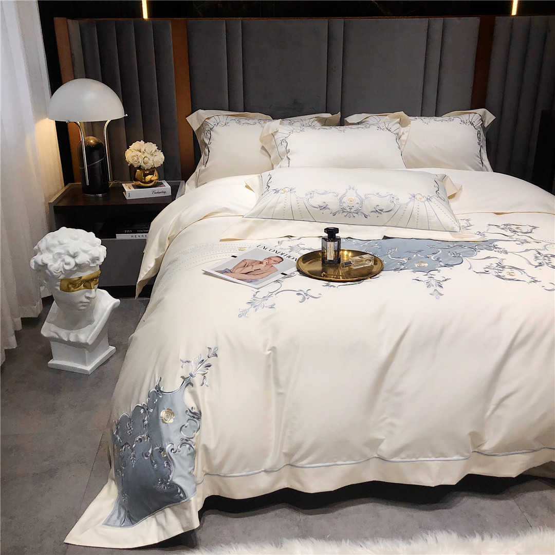 Style pure white welt embroidered bedding soft villa pure cotton long staple cotton four piece set home textile
Style pure white welt embroidered bedding soft villa pure cotton long staple cotton four piece set home textile