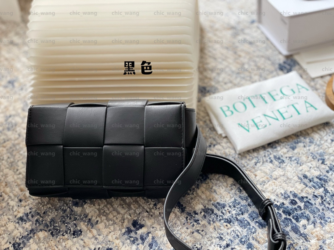 High quality Genuine leather Bag Women's men tote crossbody fashion Luxury Designer handbags wallet card pockets handbag Shoulder Bags original Toiletry Kits purse, Box
High quality Genuine leather Bag Women's men tote crossbody fashion Luxury Designer handbags wallet card pockets handbag Shoulder Bags original Toiletry Kits purse, Box