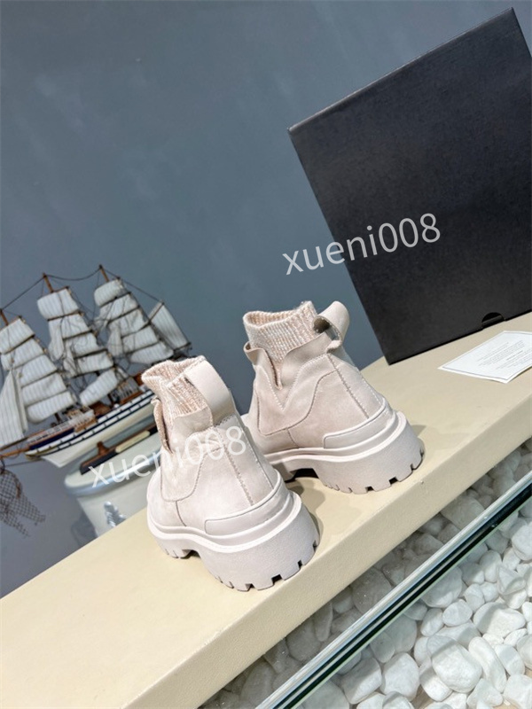 Luxury Womens Boots Printing Martin Boots Platform Work Boot Snow Lady star Ankle trail Designer Winter Shoes rx211004, 01
Luxury Womens Boots Printing Martin Boots Platform Work Boot Snow Lady star Ankle trail Designer Winter Shoes rx211004, 01