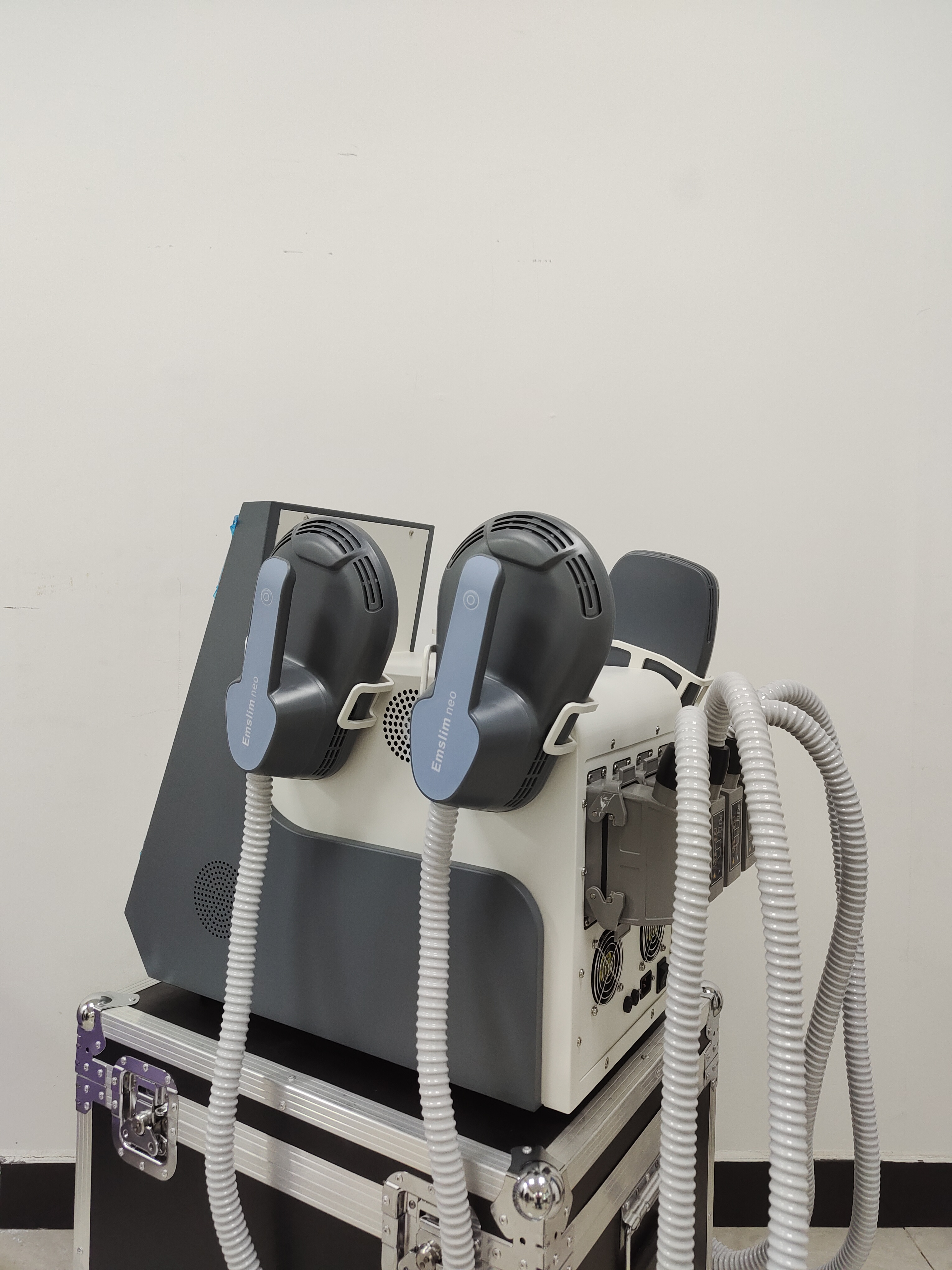 4 handles Equipment RF EMslim HIEMTs body shaping machine Tesla EMS electromagnetic Muscle Stimulation fat burning beauty