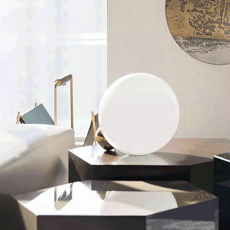 Minimalist E27 LED Ball Small Night Bedside Table Lamp with Switch for Bedroom Living Room Loft Personal Office Desk Decoration