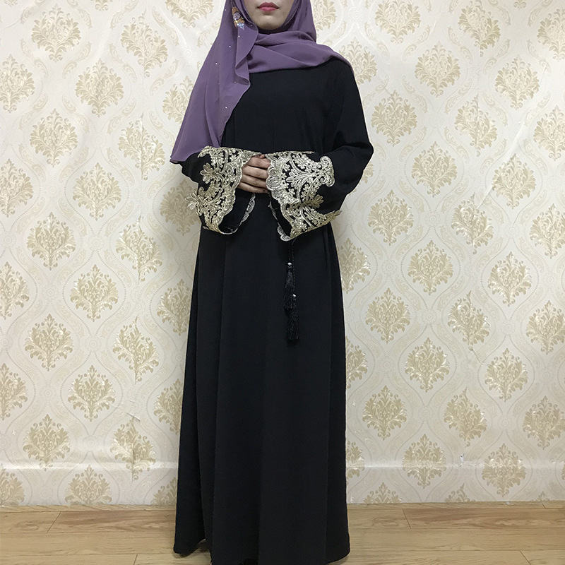 Arab Muslim Abaya Dress Women Embroidery Jibab Kimono Caftan Long Robe Islamic Clothing Lace-up Trumpet Sleeve Hijiab Dresses
Arab Muslim Abaya Dress Women Embroidery Jibab Kimono Caftan Long Robe Islamic Clothing Lace-up Trumpet Sleeve Hijiab Dresses