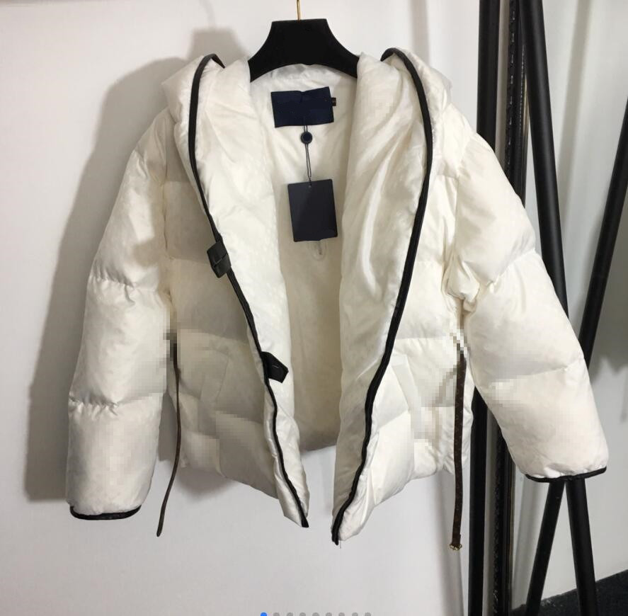 Girls Long-sleeved hooded bread jacket with belt waist Cotton-padded jacket with belt, white black 824
Girls Long-sleeved hooded bread jacket with belt waist Cotton-padded jacket with belt, white black 824