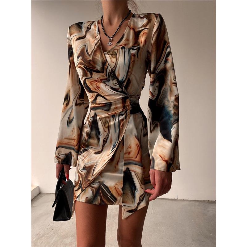 Casual Dresses European And American Long-sleeved Ripple Dress V-neck Sexy Jumpsuit Skirt Long Sleeve White Women Party, Black;gray
Casual Dresses European And American Long-sleeved Ripple Dress V-neck Sexy Jumpsuit Skirt Long Sleeve White Women Party, Black;gray