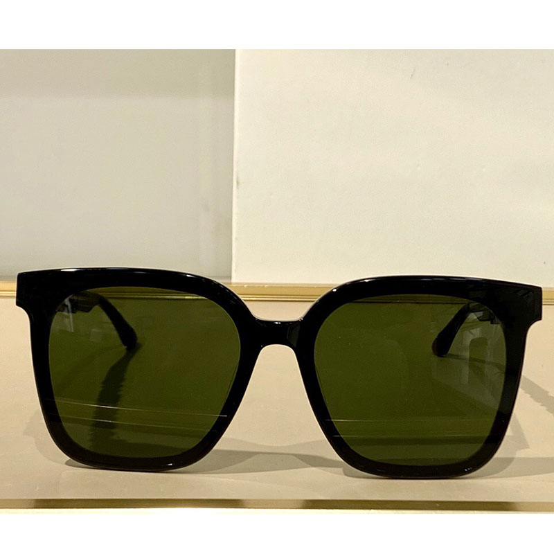 Designer Sunglasses 0155S Womens Fashion Luxury Brand Classic Black Sunglasses Metal Letter Temples Summer Driving Car Glasses Anti UV400 With Box
Designer Sunglasses 0155S Womens Fashion Luxury Brand Classic Black Sunglasses Metal Letter Temples Summer Driving Car Glasses Anti UV400 With Box