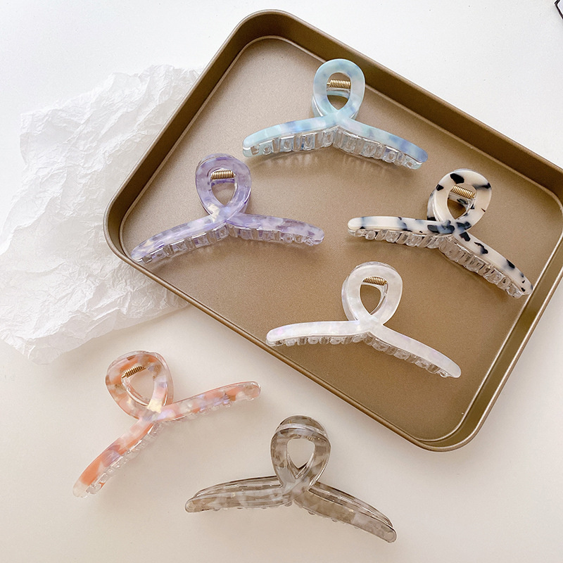 Length 11.3 CM Geometric Ribbon Cross Hair Clamps Hollow Out Acetic Acid Fresh Color Wash Claw Clips Women Large Ponytail Scrunchies Hairpins Hair Accessories Blue
Length 11.3 CM Geometric Ribbon Cross Hair Clamps Hollow Out Acetic Acid Fresh Color Wash Claw Clips Women Large Ponytail Scrunchies Hairpins Hair Accessories Blue