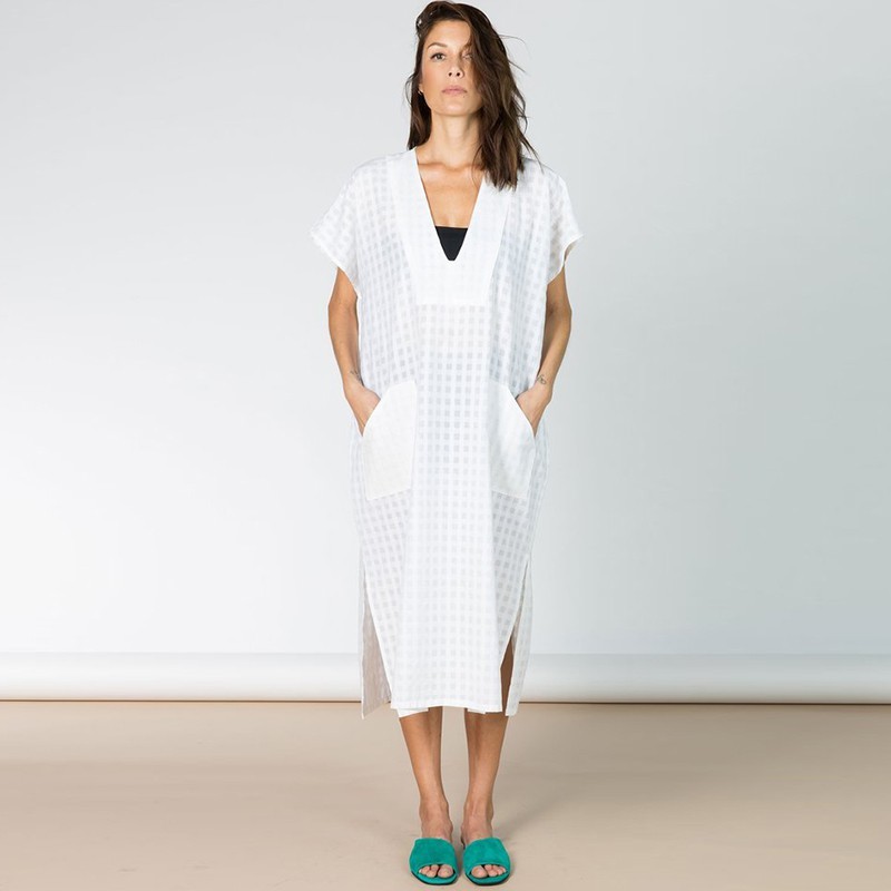 White Plaid Swimsuit cover up Beach Tunic Sarong Robe de Plage wear kaftans long Dress Womens Swim Wear #Q819 210420