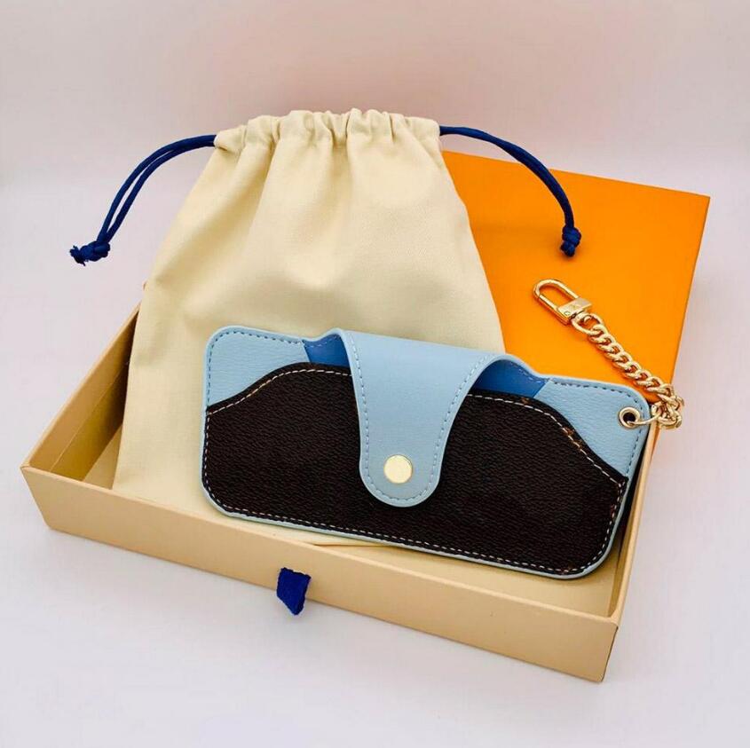 Luxury Sunglasses Bag brand unisex Men Women Keather Key Ring Bule Pink Eyeglasses With Box
Luxury Sunglasses Bag brand unisex Men Women Keather Key Ring Bule Pink Eyeglasses With Box