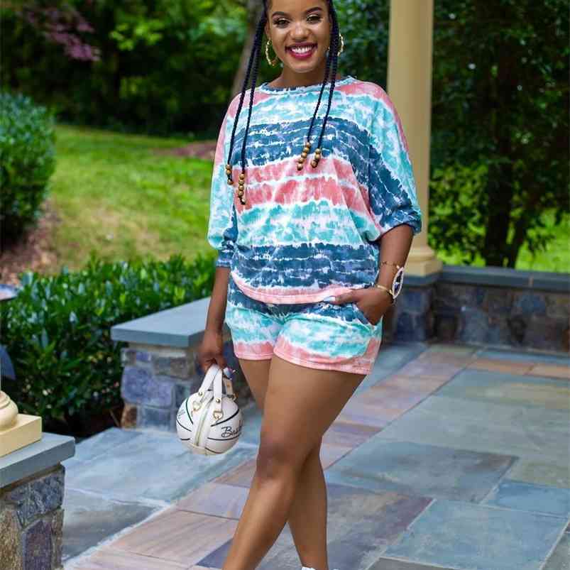 CM.YAYA Plus Size -4XL Tie Dye Women Set Two Piece Set Tracksuit Open Back Tops Shorts Jogger Suit Fitness Outfit Matching Set 210721, Blue
CM.YAYA Plus Size -4XL Tie Dye Women Set Two Piece Set Tracksuit Open Back Tops Shorts Jogger Suit Fitness Outfit Matching Set 210721, Blue